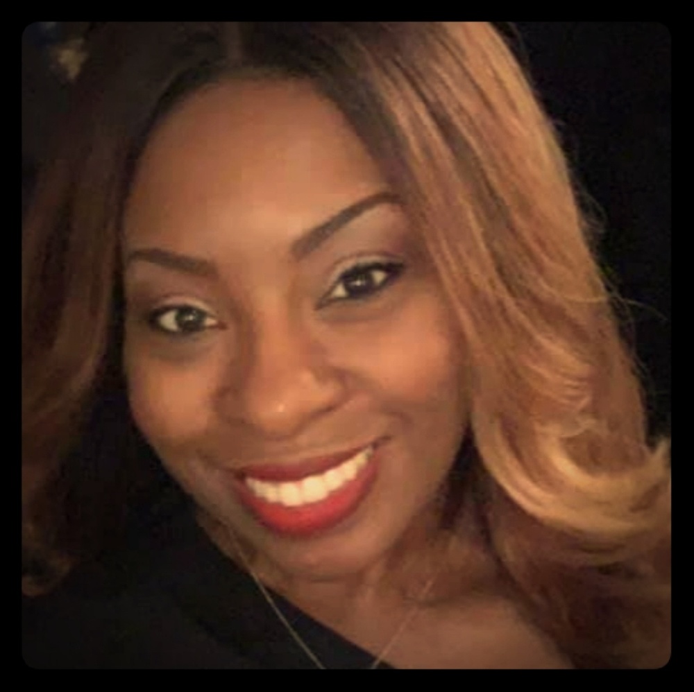 Meet your Posher, Tiffanie